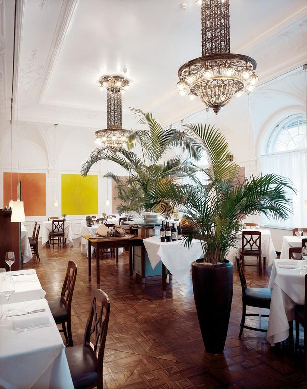 Hotel Greif, A Member Of Design Hotels Bolzano Esterno foto
